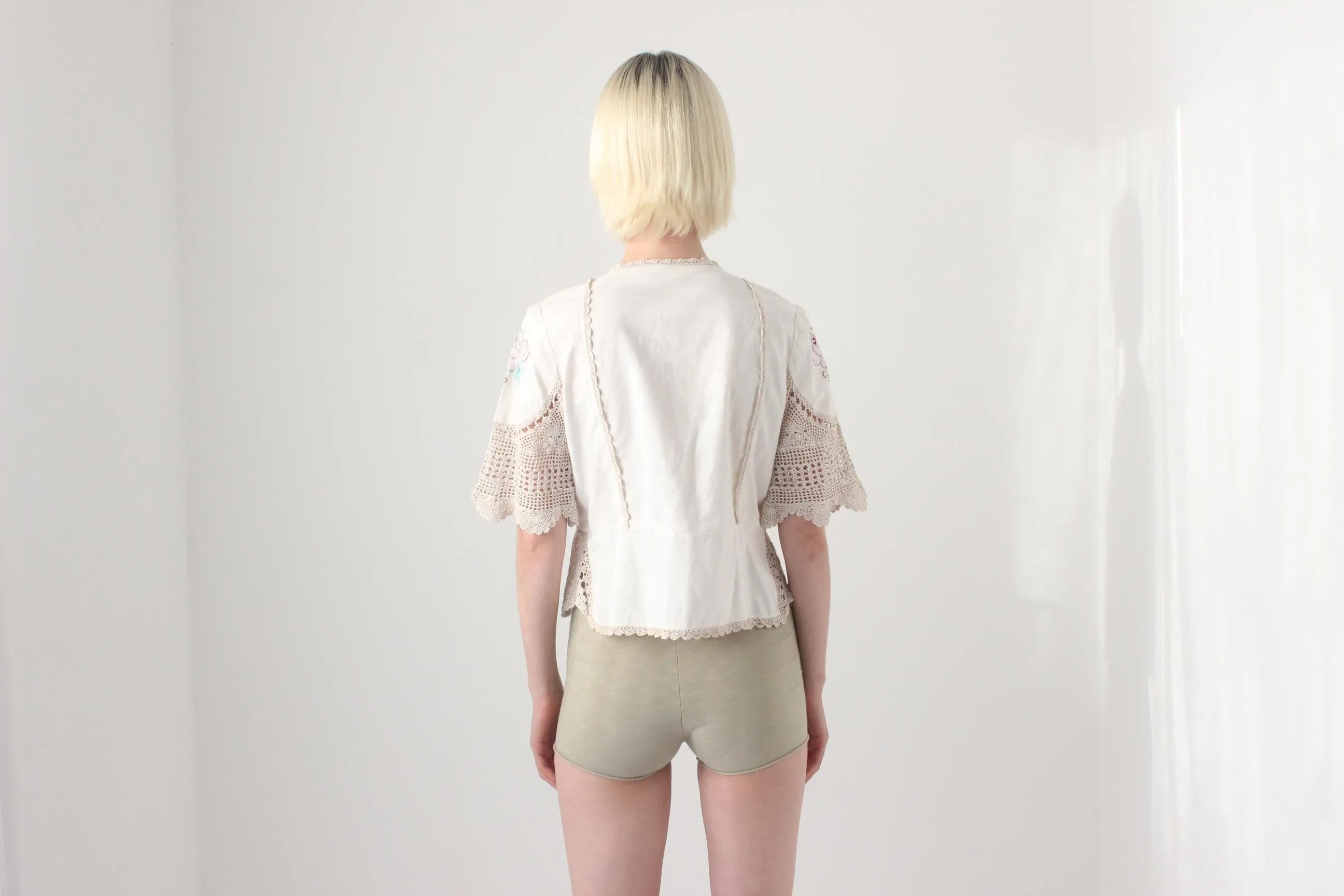 70s European Folk Embroidered Cotton Doily Top