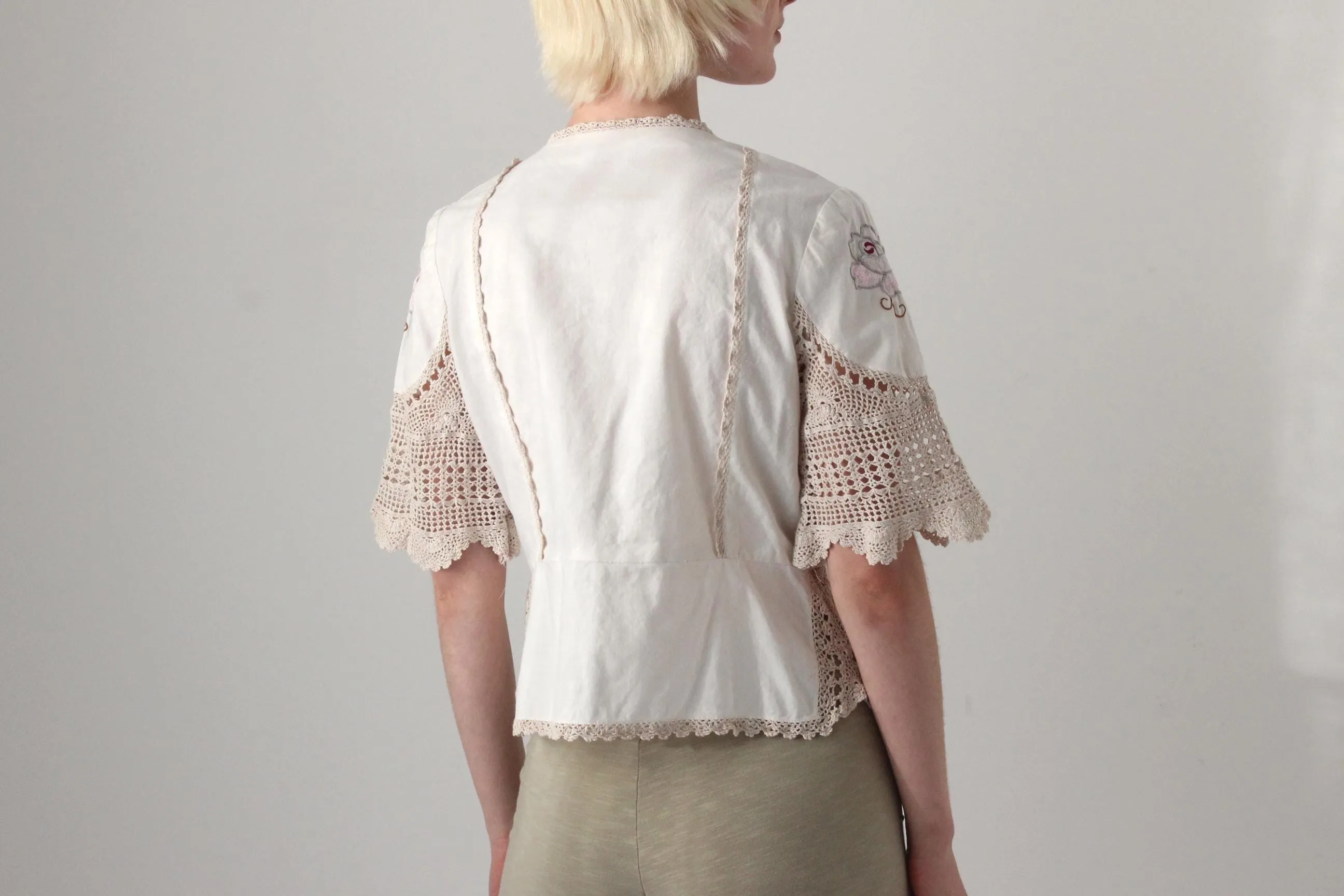 70s European Folk Embroidered Cotton Doily Top