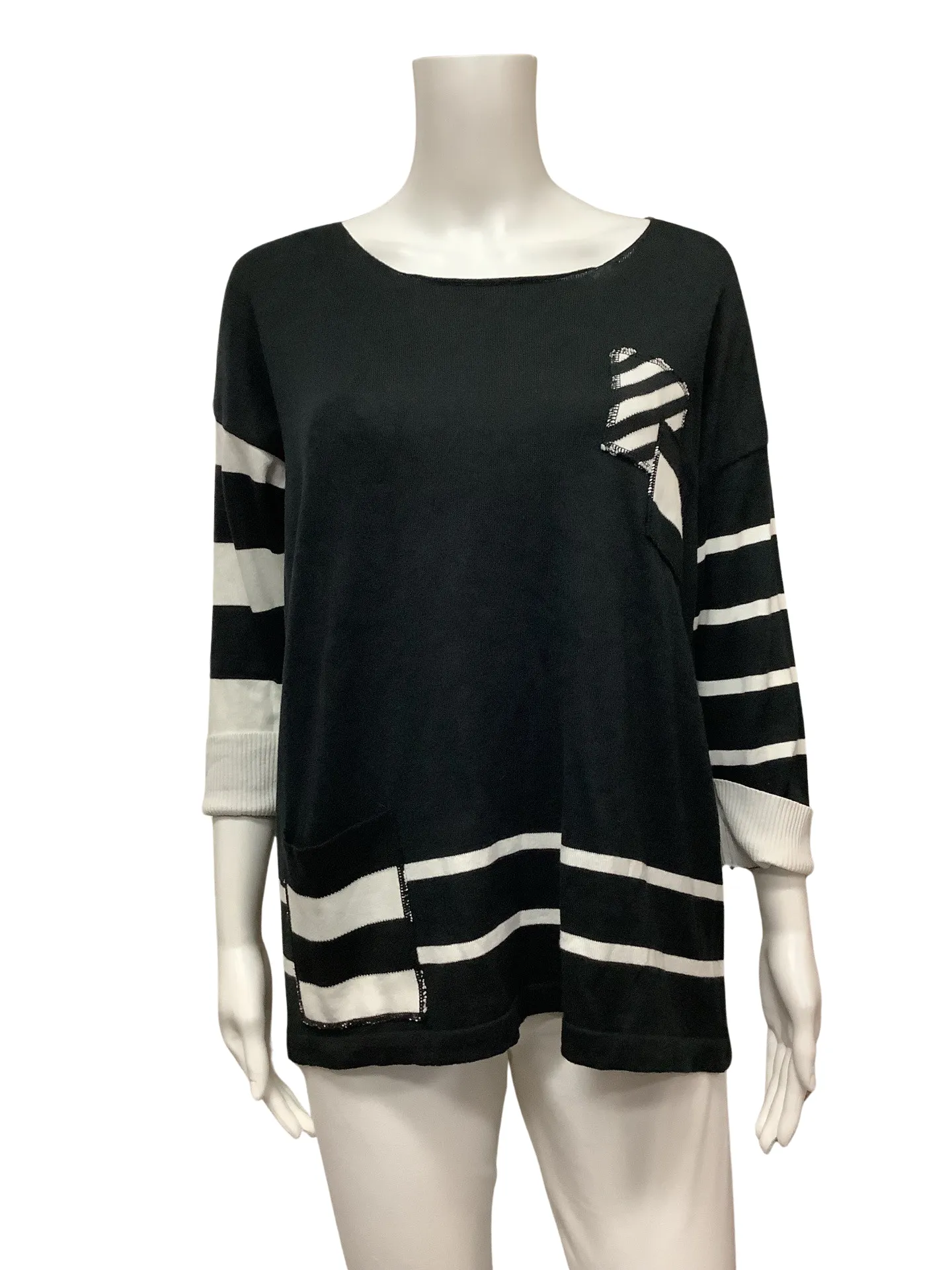 Angel Women's Sweater Black & White 3/4 Sleeve Size: M