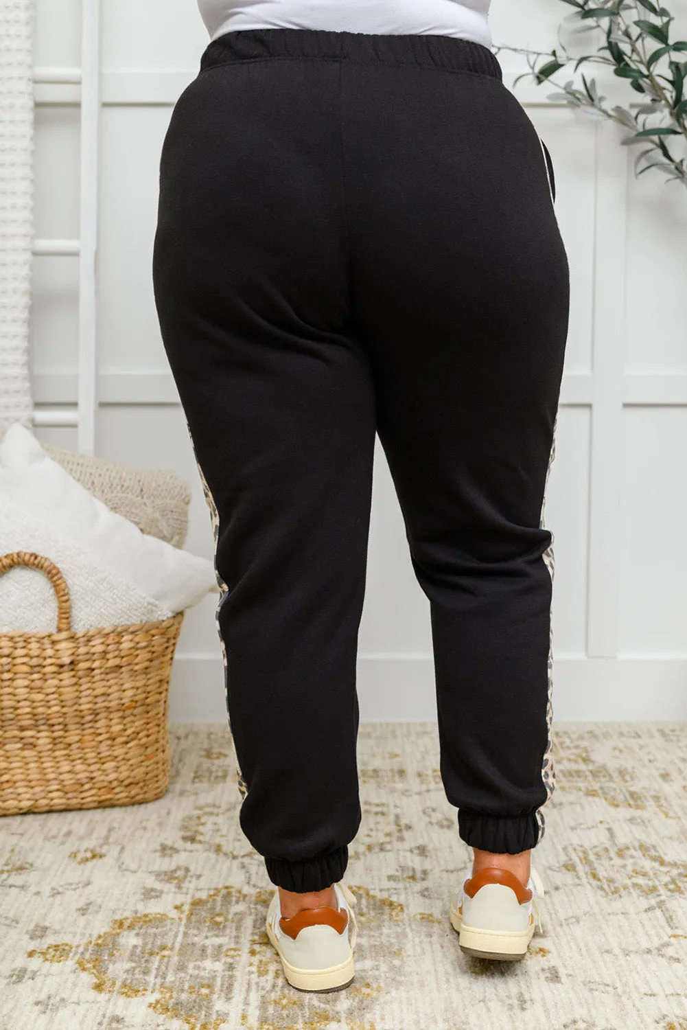 Black Contrast Leopard Side Panel Plus Size Sweatpants