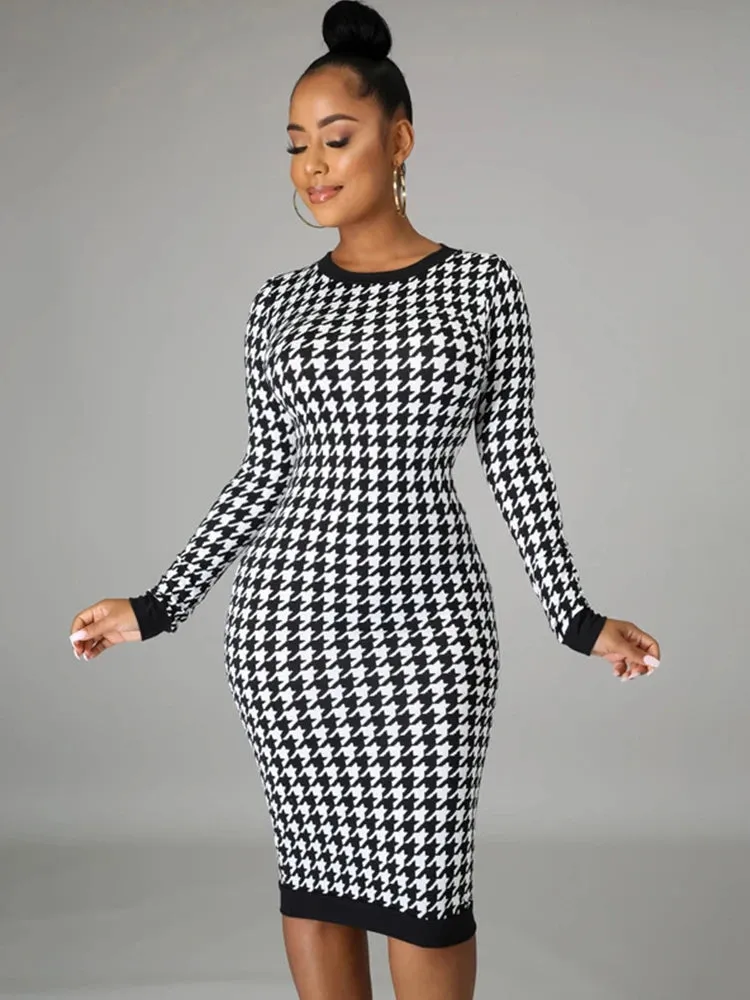 Chic Houndstooth Bodycon Midi Dress for Winter
