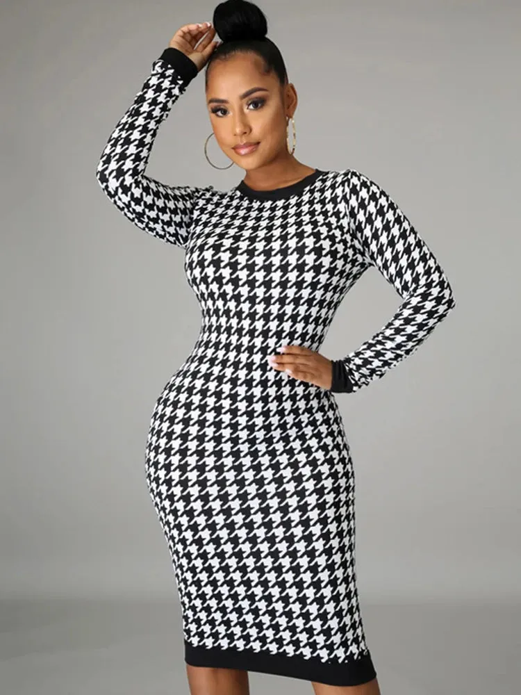Chic Houndstooth Bodycon Midi Dress for Winter