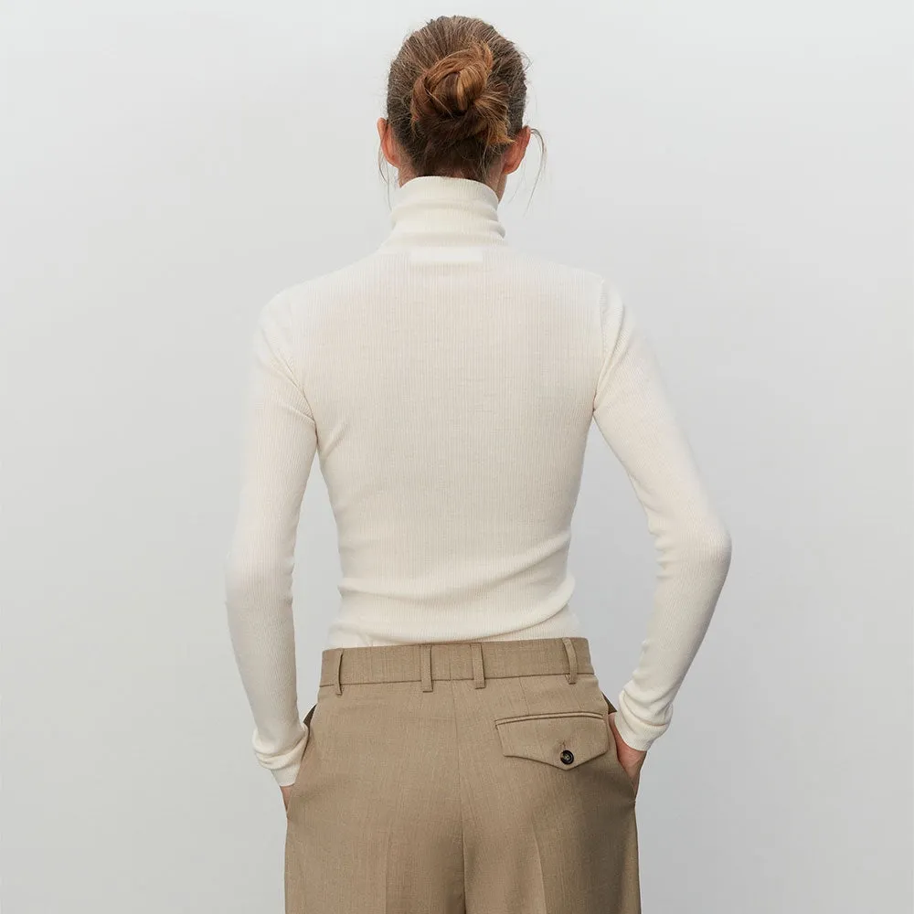 DAY Siena Roll Neck in Ivory