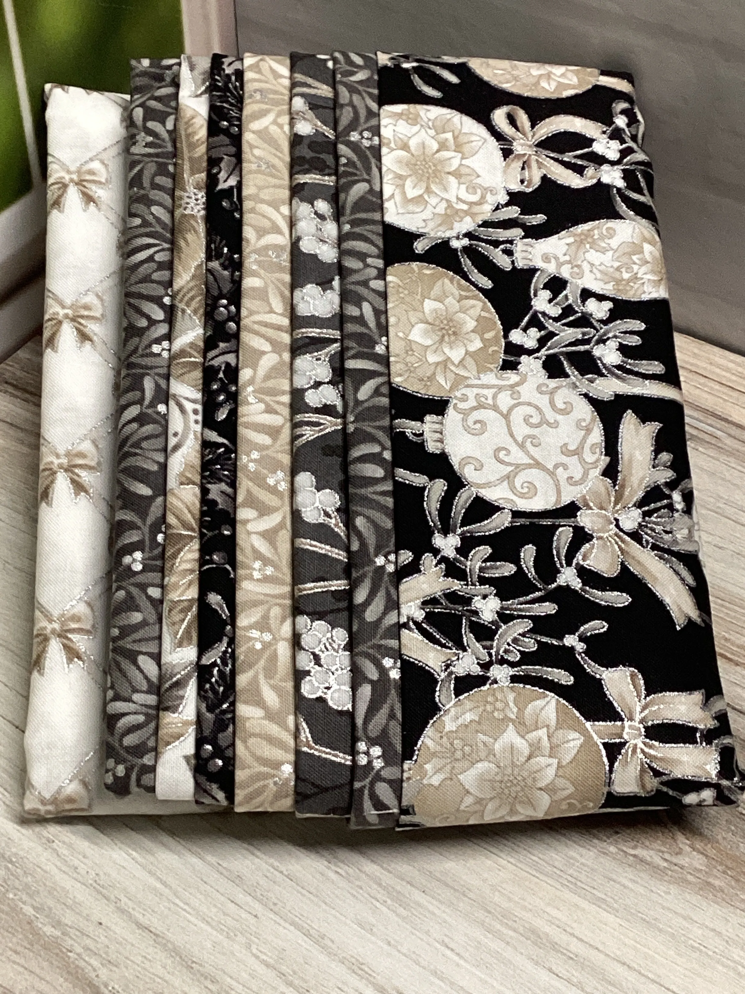 Helpful Heifer Table Runner #31