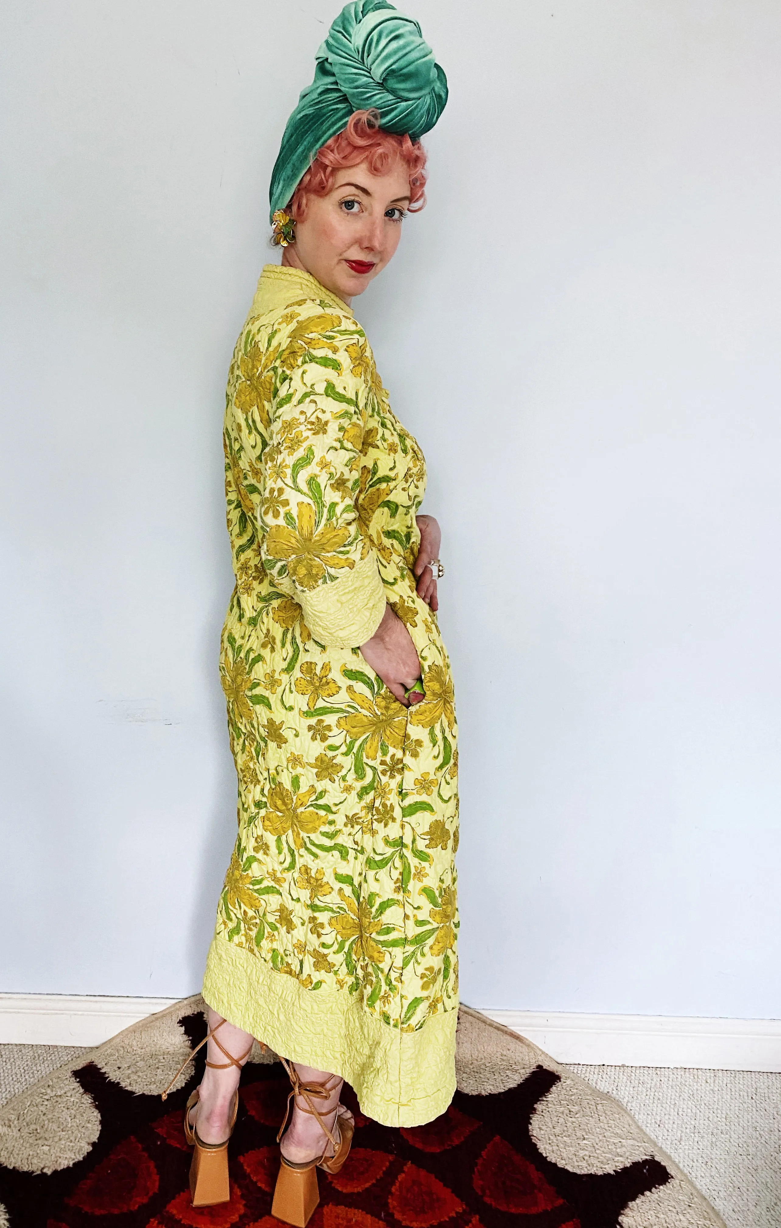 Japanese floral padded / quilted dress / house coat