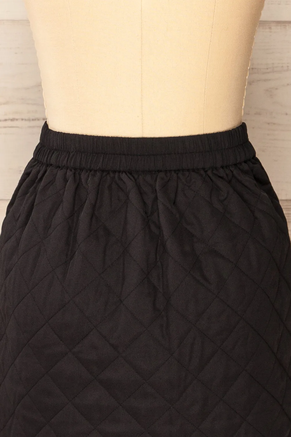 Oviedo | Black Quilted Wrap Skirt