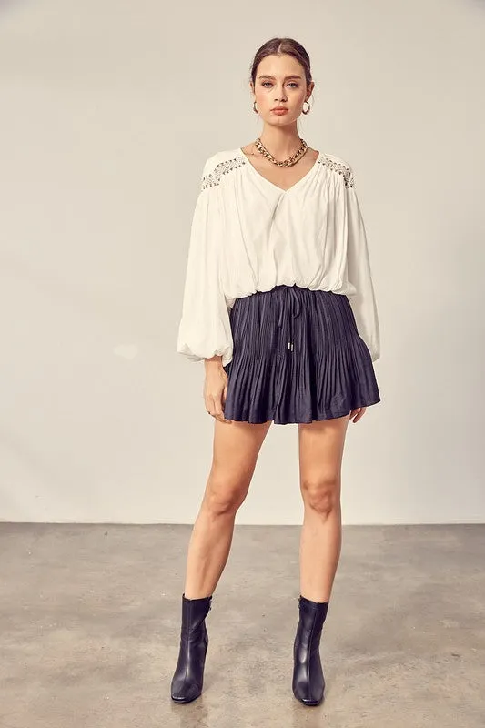 PLEATED SKIRT