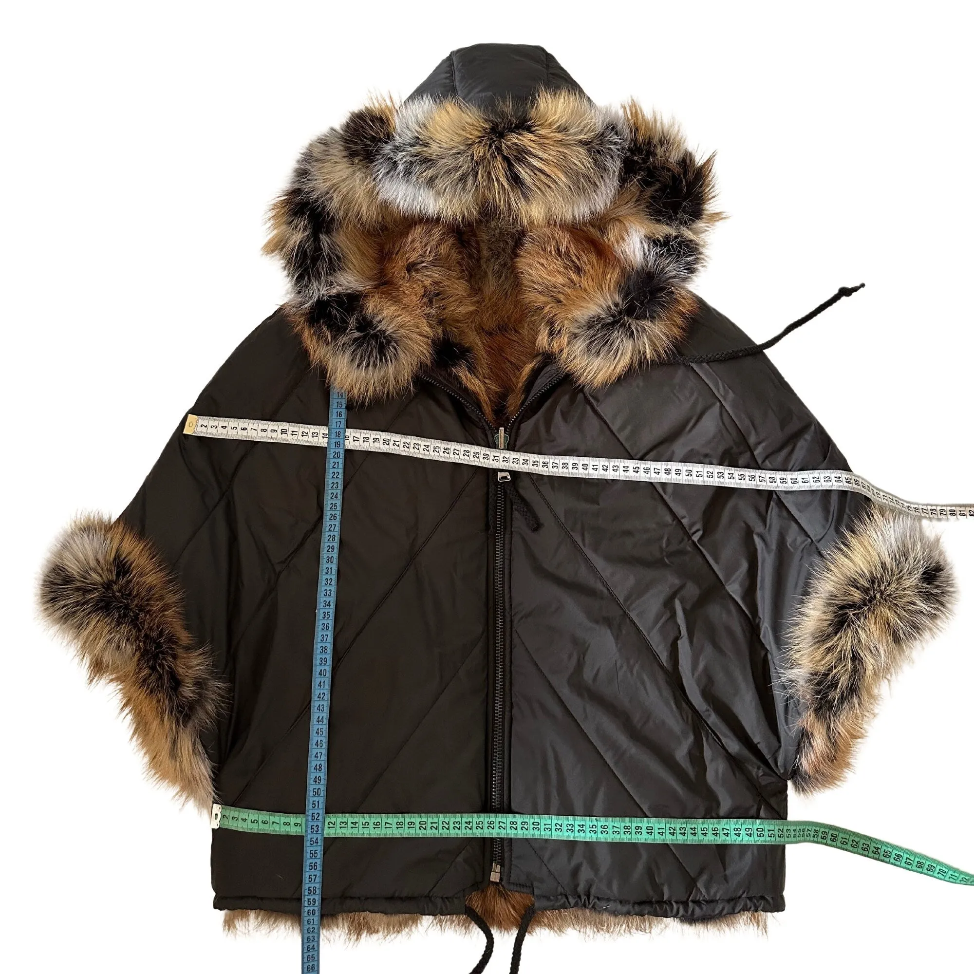 Puffer Fur Puffer Jacket Reversible Stylish Parka with Hood, crafted from quilted water-resistant fabric and luxurious natural fox fur