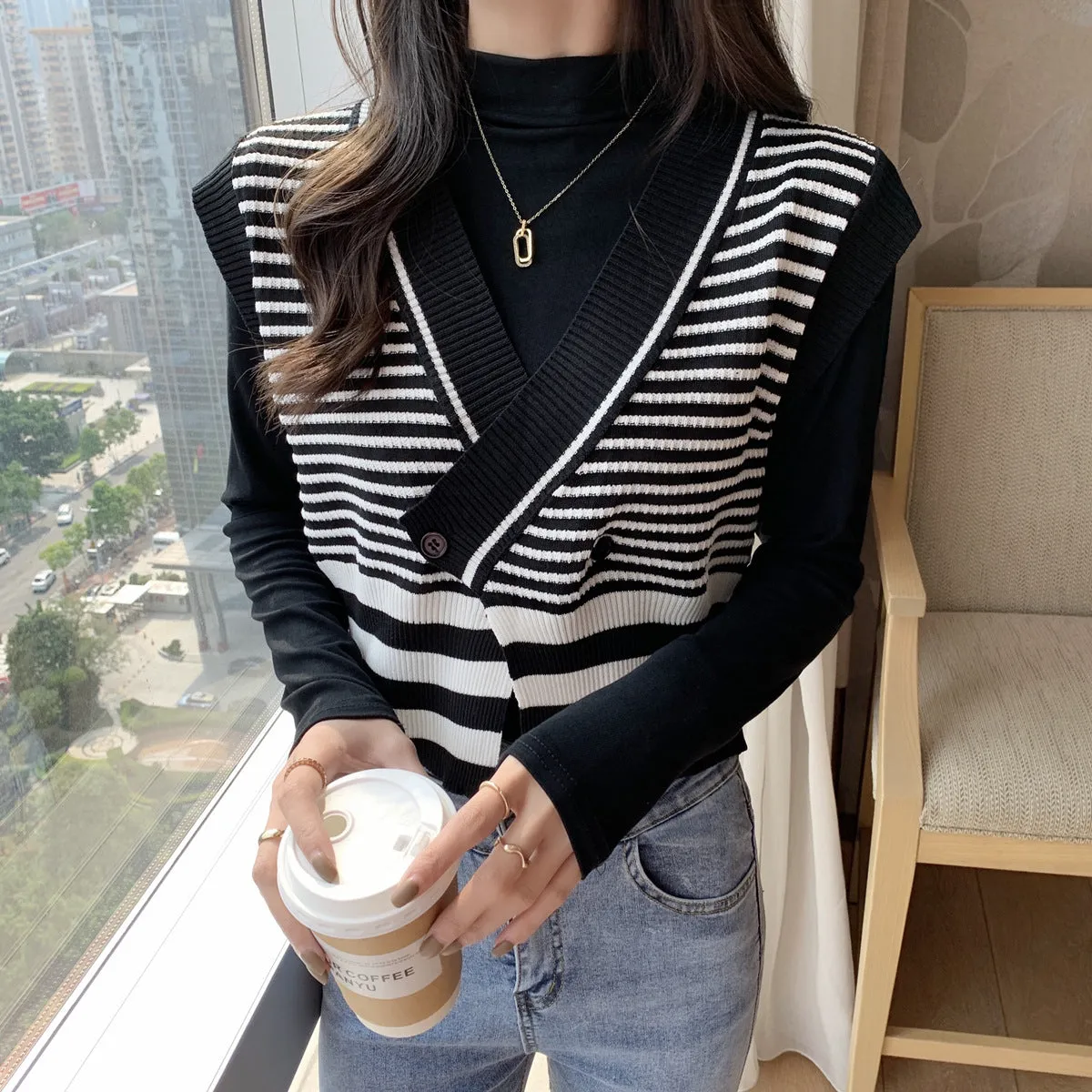 Wild Striped Knitted Cardigan Vest Jacket